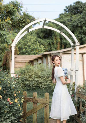 郝蕾双乳被揉得奶水都出来了_日韩伦理影视大全在线观看