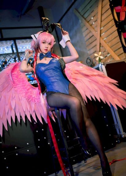 欧美地下肉体性派对_暖暖未删减版在线观看