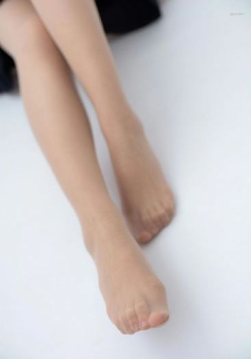 亚洲精品一卡二卡三卡_精品视频完整在线观看