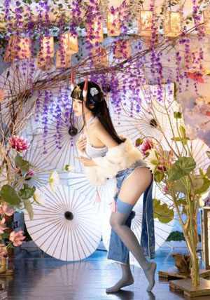 国产乱人伦偷精品视频__看片免费免费观看超清