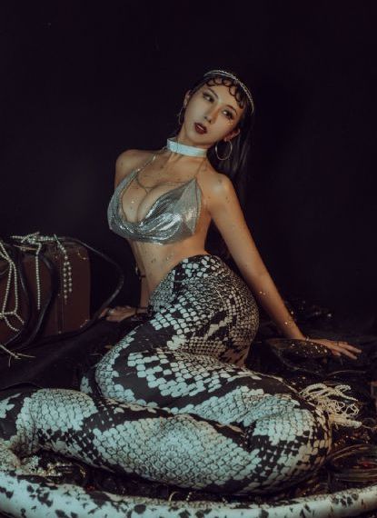 紧身衣少妇_BD高清国产在线观看