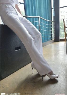 欺凌人妻温泉1至4集_午夜dj普通话在线观看