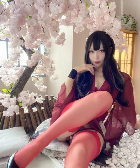 性夜晚的视频在线播放_百度电影免费在线观看播放