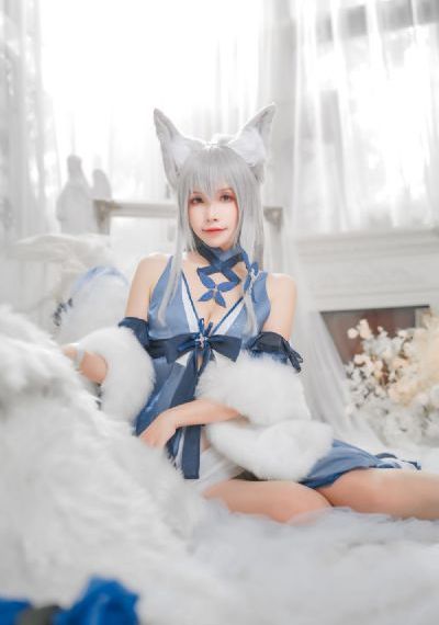 欧美丰满大码情趣内衣_视频30分钟免费观看高清版