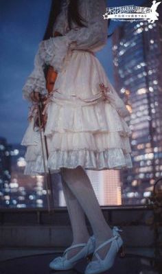 美国A片《轻佻寡妇_琪琪电影免费国语在线观看