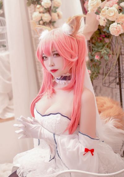 日日摸夜夜添夜夜添欧美_4K高清电影完整版在线观看