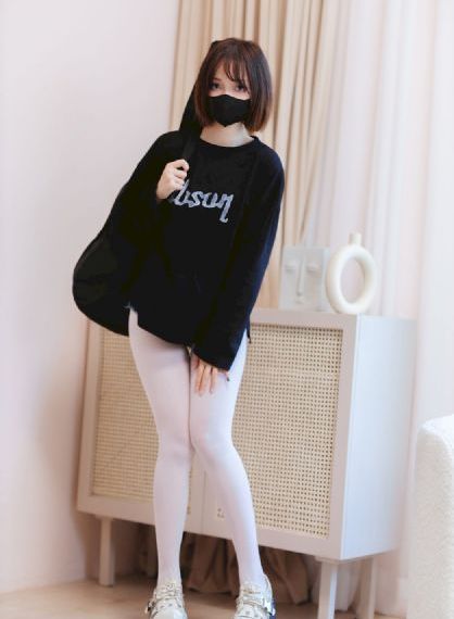 操了美女老师_HD高清高清迅雷在线观看