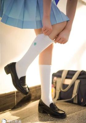 国产亚洲精品美女久久免费_西瓜影音完整版在线观看