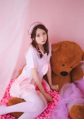 国产三级精品三级在专区中文_90分钟完整版HD高清在线观看