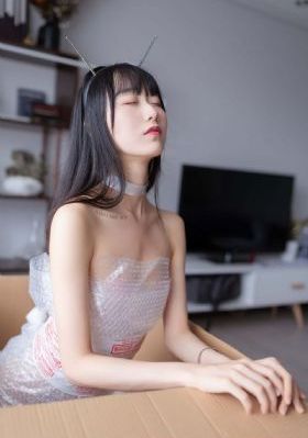 小小姑娘电影免费播放_迅雷vip普通话在线观看